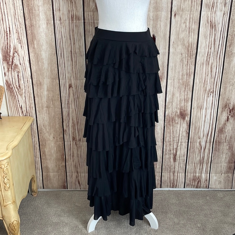 V Cristina Black Layered Fabric Maxi Skirt Small